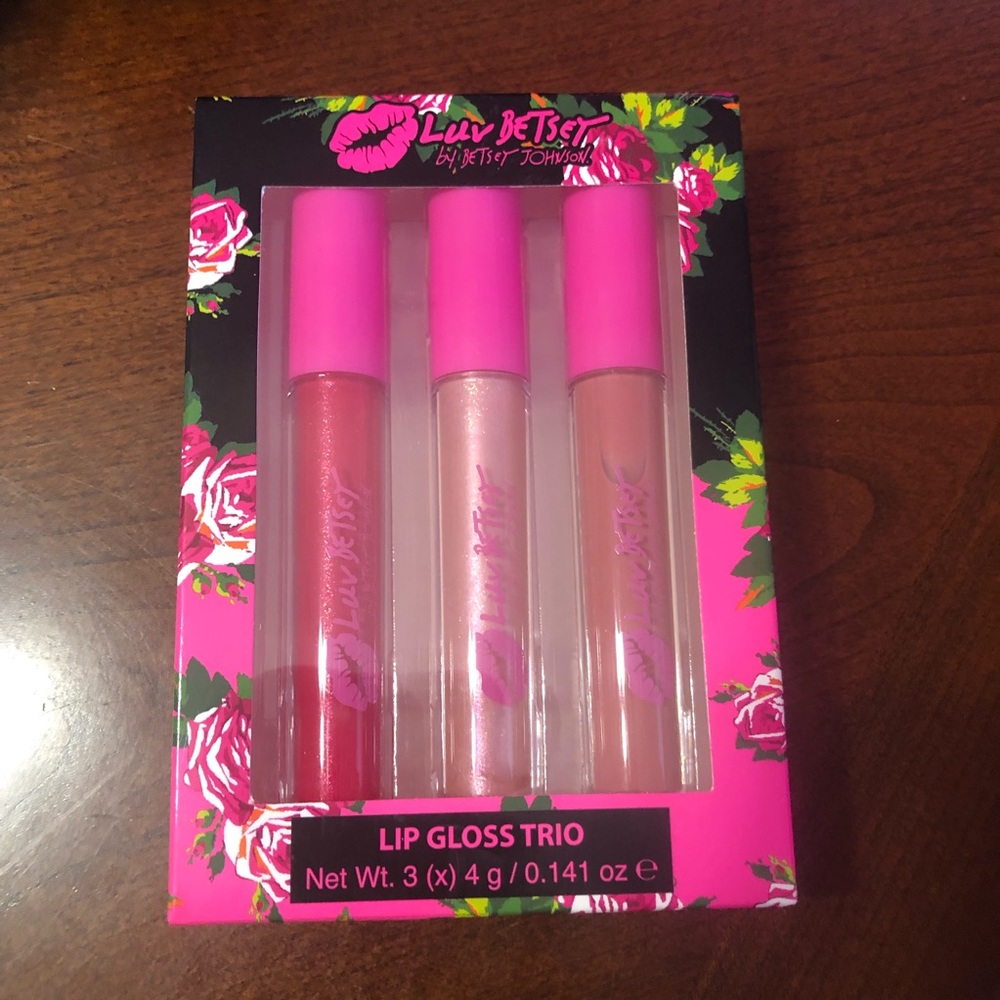 NIB Betsey Johnson Lip Gloss Trio